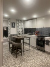 669 Park Pl in Brooklyn, NY - Foto de edificio - Building Photo