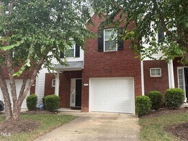 340 Bayleigh Ct, Unit Apt 10 in Garner, NC - Building Photo