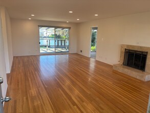 34 Chickasaw Ct in Corte Madera, CA - Foto de edificio - Building Photo