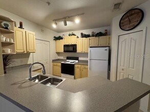 8915 Legacy Ct in Kissimmee, FL - Building Photo - Building Photo