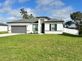 3137 SW 127th Lane Rd in Ocala, FL - Building Photo