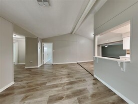 12931 Dakar Dr in Houston, TX - Building Photo - Building Photo