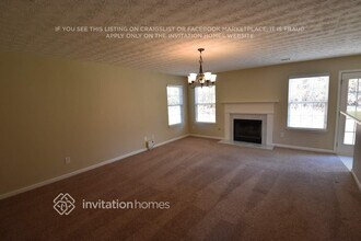 830 Creek Cove Way in Loganville, GA - Foto de edificio - Building Photo