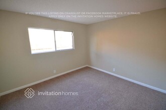 563 Burlington Dr in Vacaville, CA - Foto de edificio - Building Photo