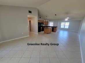 3128 Munson St in New Port Richey, FL - Building Photo - Building Photo