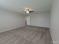 818 Westpointe Dr photo'