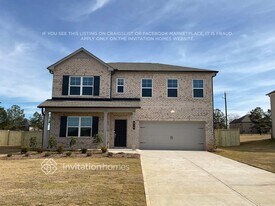 516 Almere Dr in Hampton, GA - Building Photo
