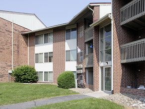 Spring Valley in Harrisburg, PA - Foto de edificio - Building Photo