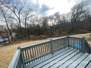 10300 Ross Cir in St. Louis, MO - Building Photo - Building Photo