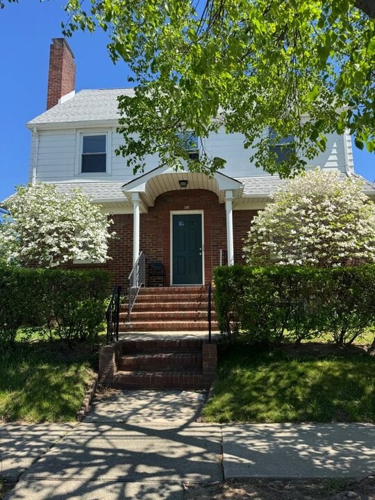 52 Speer Ave in Clifton, NJ - Building Photo
