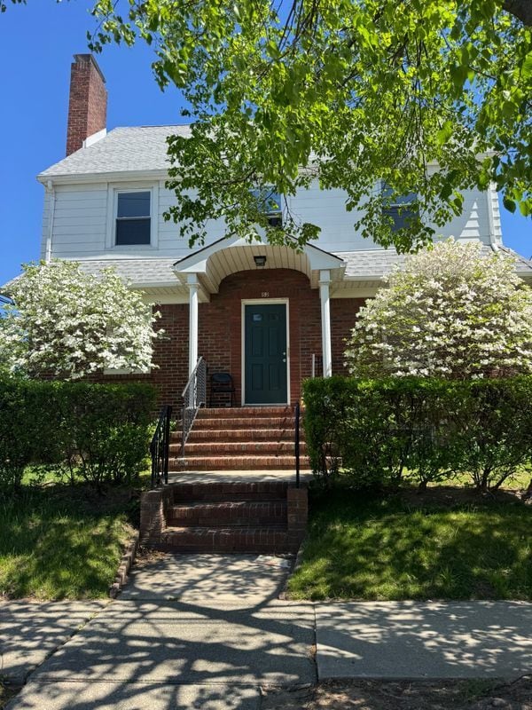 52 Speer Ave