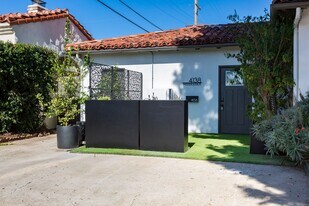 4138 Middlesex Dr in San Diego, CA - Building Photo