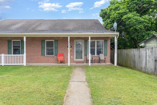 property at 205 N Walnut St