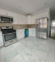 22 Washington Pkwy in Bayonne, NJ - Building Photo - Building Photo