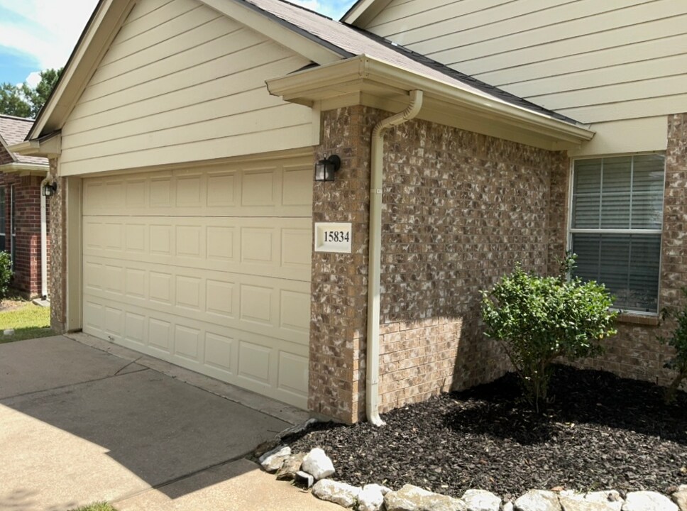 15834 Little Miss Creek Dr in Cypress, TX - Building Photo