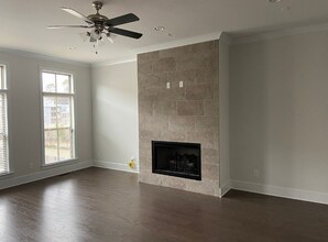 591 Alexander Hills in Decatur, GA - Building Photo - Building Photo