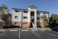 Lakewood at Emerald Hills in Hollywood, FL - Foto de edificio - Building Photo