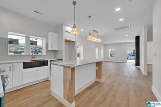 1720 34th Pl N in Birmingham, AL - Building Photo - Building Photo