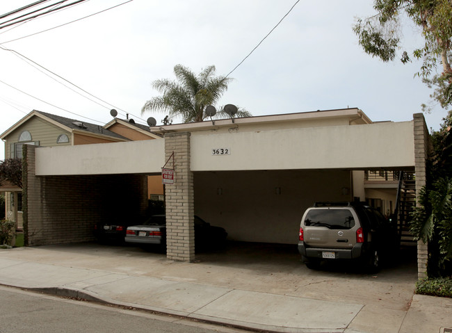 3632 E 4th St in Long Beach, CA - Foto de edificio - Building Photo