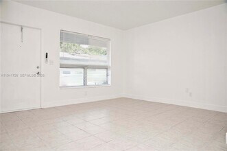 2206 Fillmore St in Hollywood, FL - Building Photo - Building Photo