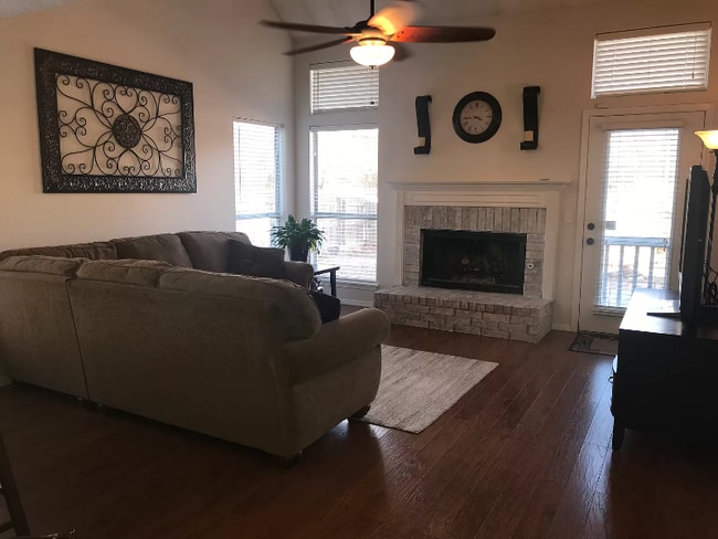 1604 W El Paso St in Broken Arrow, OK - Building Photo - Building Photo