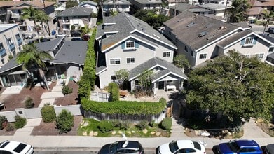 6536 Del Playa Dr in Isla Vista, CA - Building Photo - Building Photo