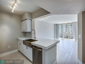 1040 Seminole Dr in Fort Lauderdale, FL - Building Photo - Building Photo