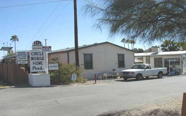 1171 W Miracle Mile in Tucson, AZ - Foto de edificio - Building Photo