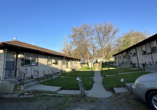 property at 1603 Virginia Ln