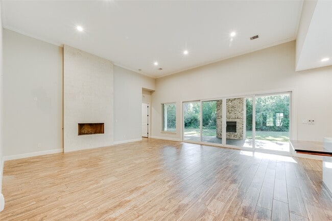 property at 25126 Scarlett Manor Ct