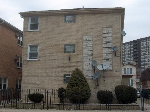 8626 W Summerdale Ave in Chicago, IL - Building Photo