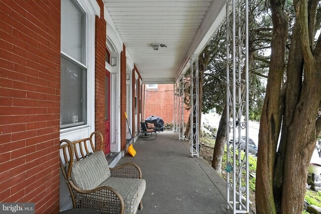 3507 Indian Queen Ln in Philadelphia, PA - Foto de edificio - Building Photo