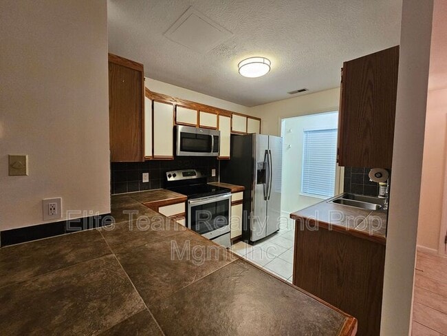 802 Selwyn Oaks Ct in Charlotte, NC - Building Photo - Building Photo