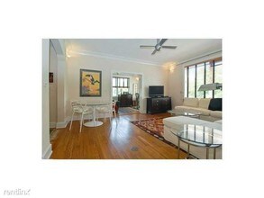 900 16th St-Unit -Apt 1010 in Miami Beach, FL - Building Photo - Building Photo