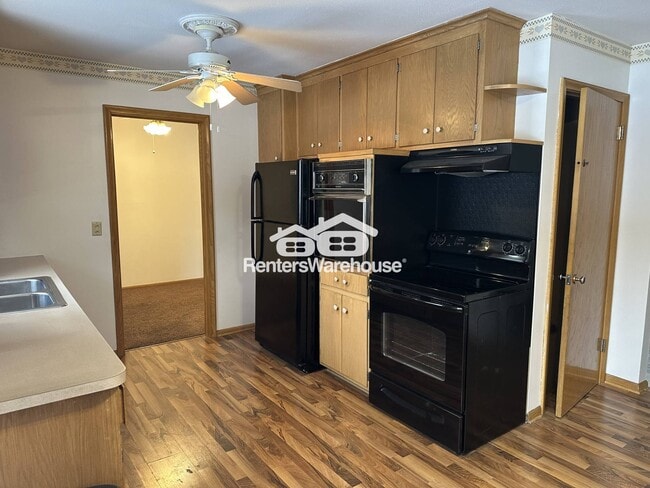 3815 Douglas Dr N in Minneapolis, MN - Building Photo - Building Photo