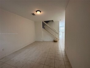 16602 SW 78th Terrace in Miami, FL - Building Photo - Building Photo