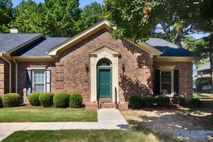 324 Inverness Dr SW in Huntsville, AL - Building Photo
