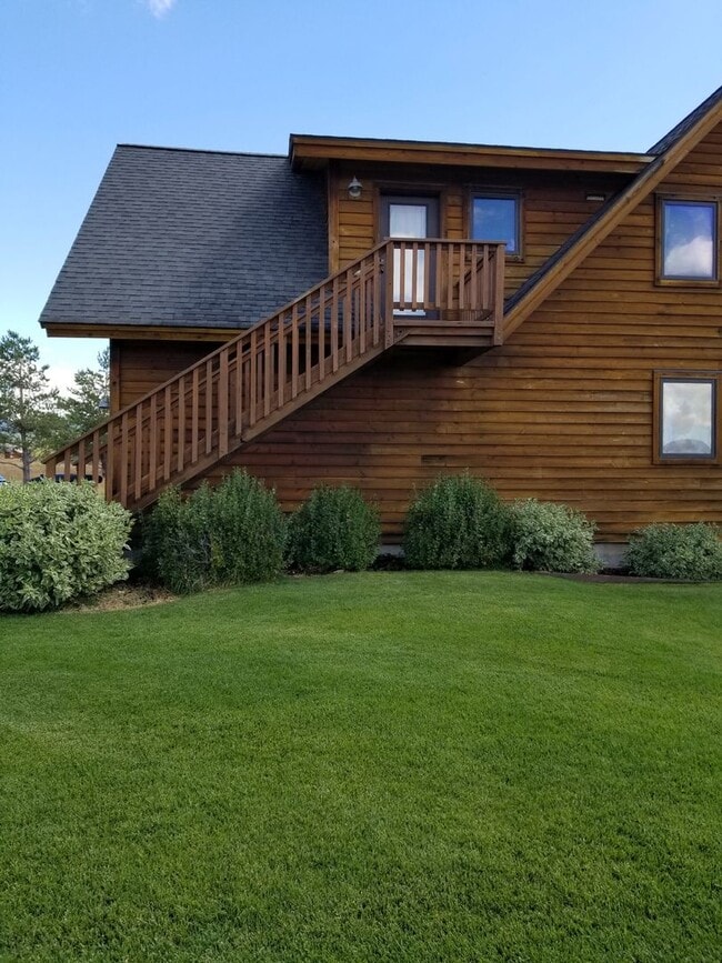 1597 Mount Washburn Dr