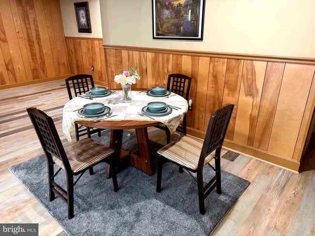 7428 Mason Ln in Falls Church, VA - Building Photo - Building Photo