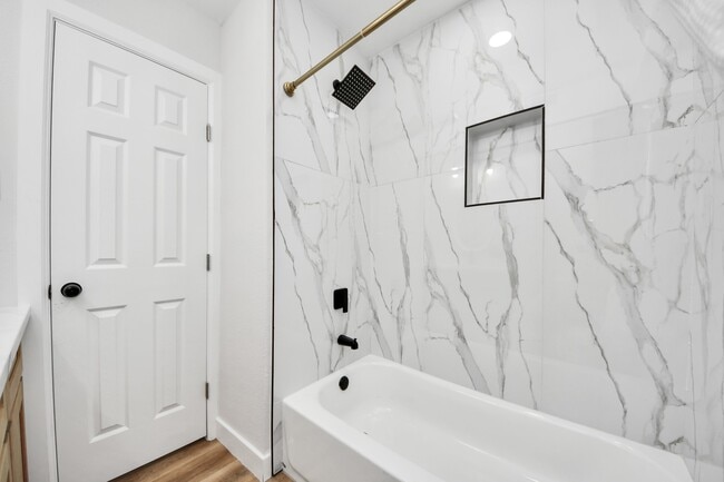 property at 5115 Clay St