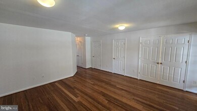 4105 Hazelwood Ct in Fairfax, VA - Building Photo - Building Photo