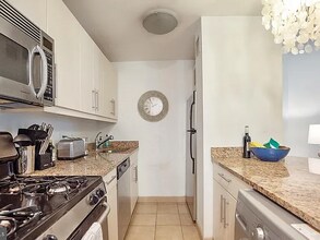 225 S 18th St in Philadelphia, PA - Building Photo - Building Photo