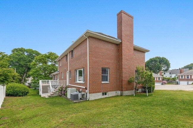 1 Via Marino in Medford, MA - Building Photo - Building Photo
