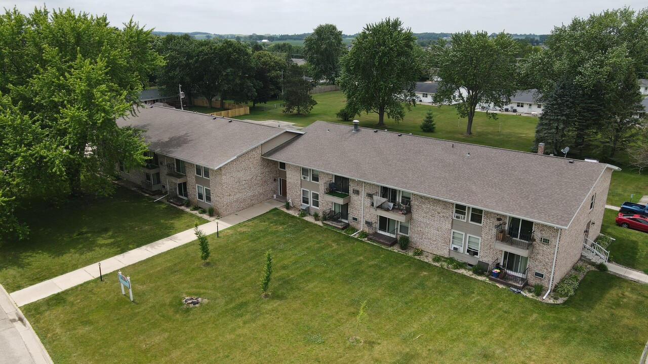 Kenwood Apartments in Evansville, WI - Foto de edificio