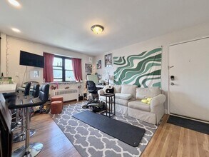 165 Vroom St in Jersey City, NJ - Building Photo - Building Photo