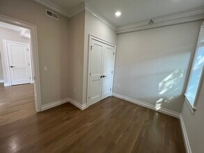 14 Mount Hood Rd, Unit 6 in Boston, MA - Building Photo - Building Photo