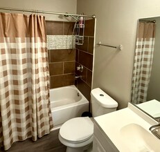 2109 Burns St in Nashville, TN - Building Photo - Building Photo