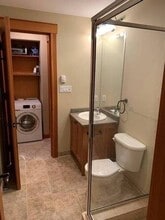 7428 Treetop Ln in Whistler, BC - Building Photo - Building Photo
