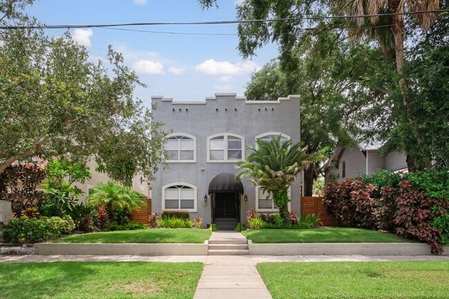 property at 209 S Westland Ave