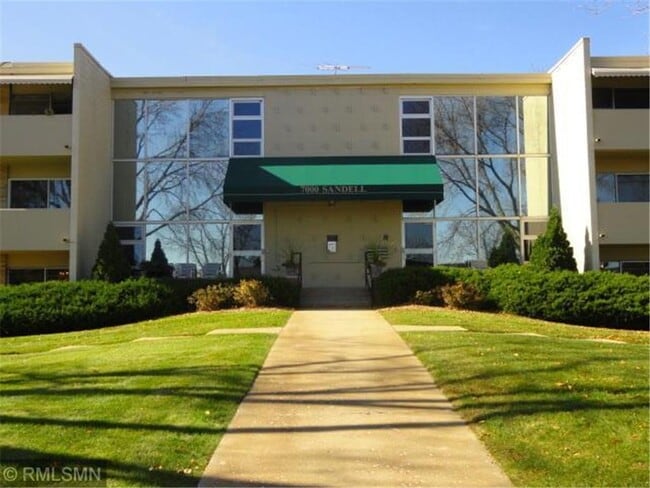 7000 Sandell Ave in Minneapolis, MN - Building Photo - Building Photo